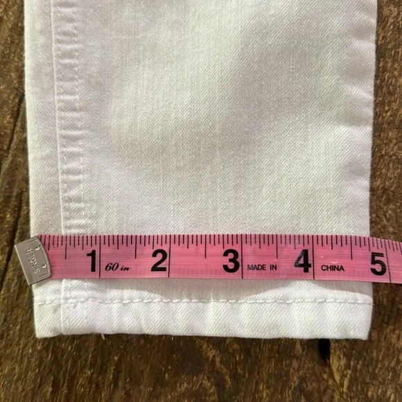 Democracy Women's Skinny Jeans - White - Picture 6 of 9